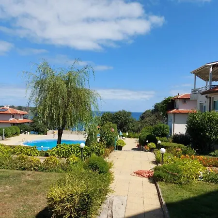Kapriz Apartment *