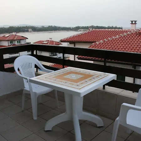 Kapriz Apartment